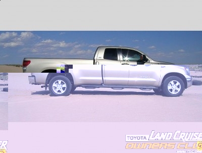 2011_toyota_tundra_double_cab_4X4_long_bed_truck.jpg